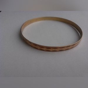 10 k gold Vintage Antique Bangle 3" diametre